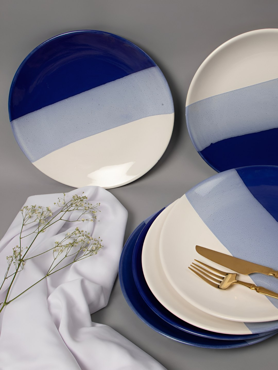THE WHITE SPACE LIVING Navy Blue 6 Pieces Ceramic Dishwasher and Microwave Safe Plates