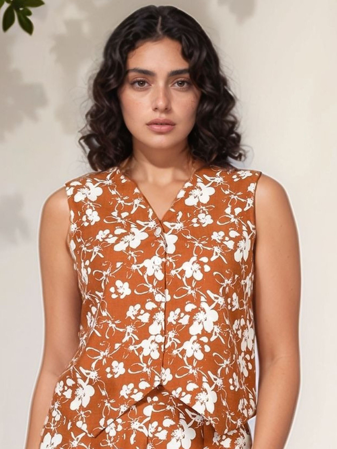 Fashfun Floral Printed Linen Top