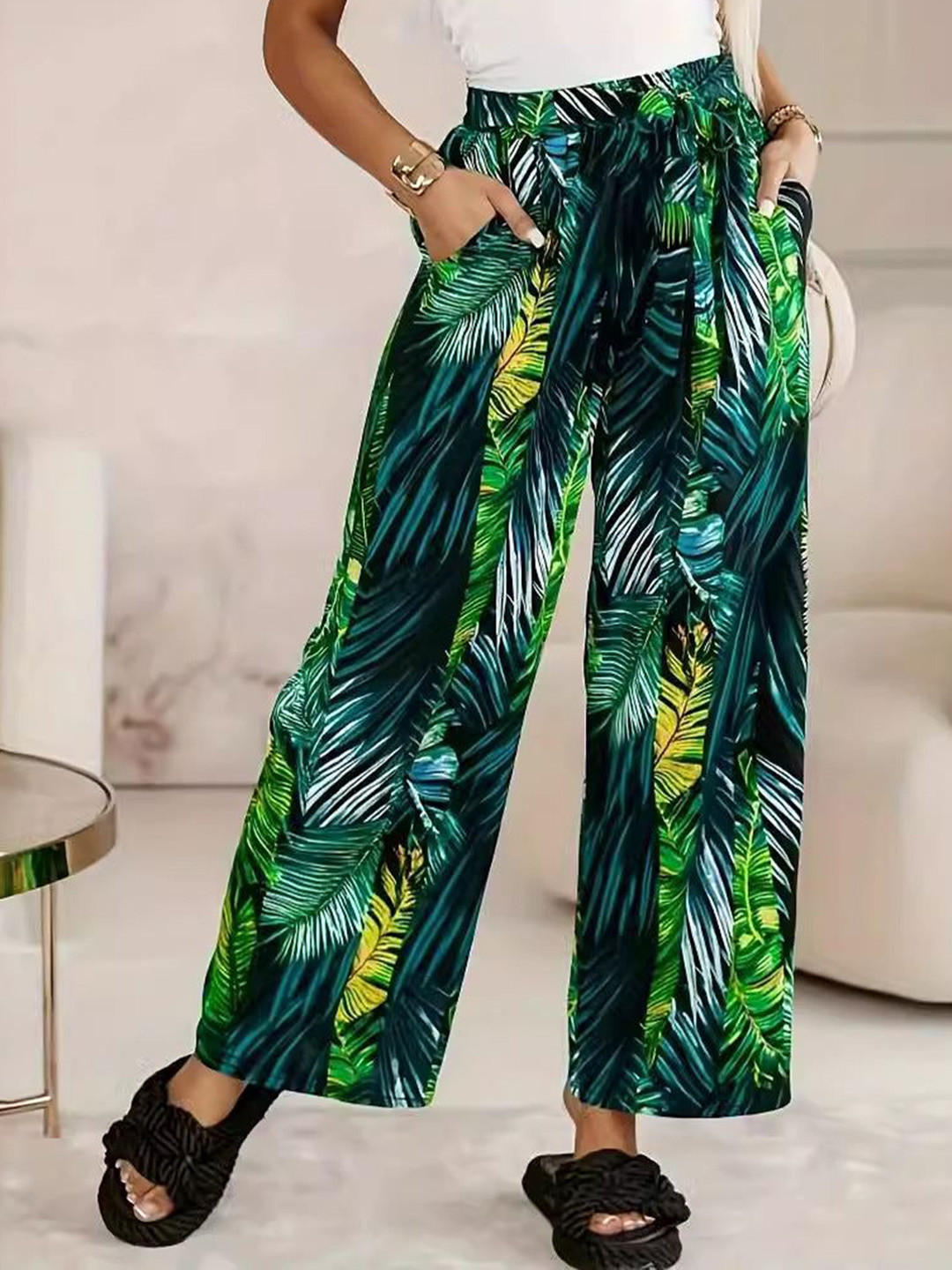 Oh Rare Women Leaf Printed Pleated Trousers