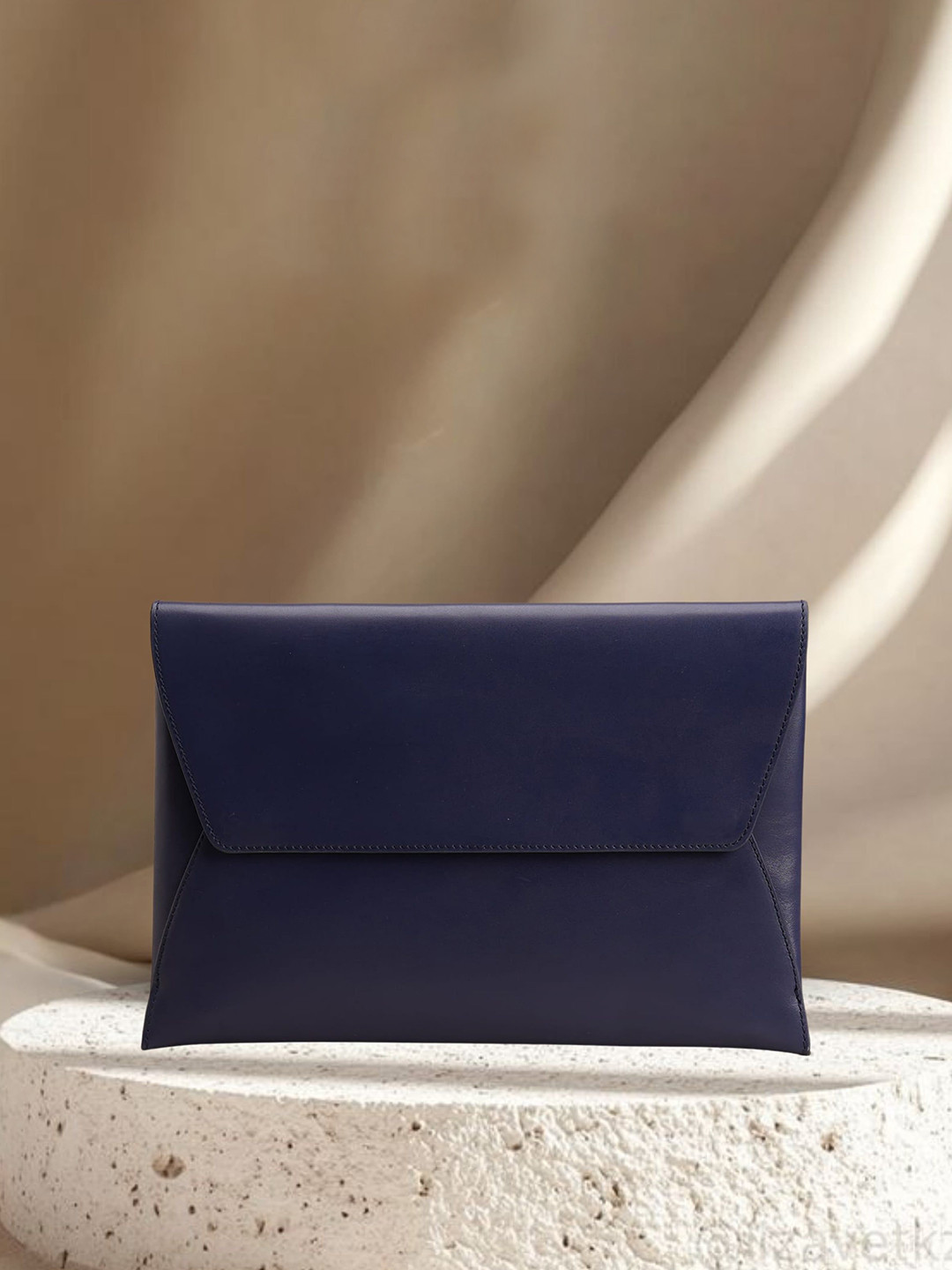 Hidelle Amber Leather Laptop Sleeve