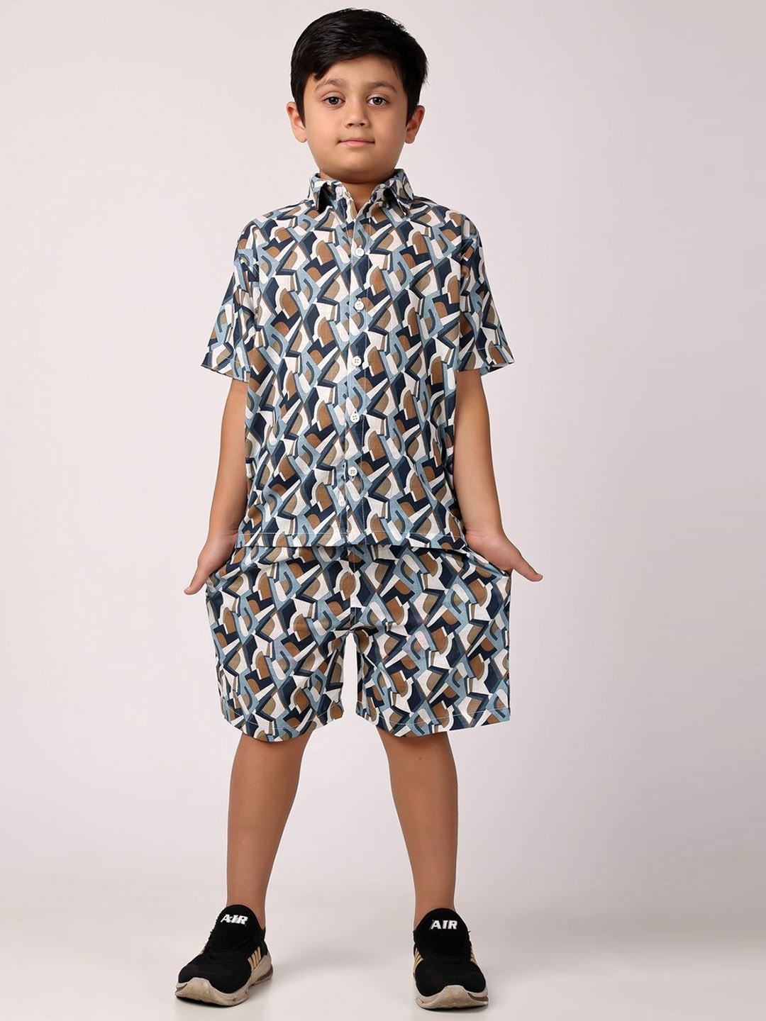 FITIN OUTFIT Boys Abstract Printed Lapel Collar Night suit