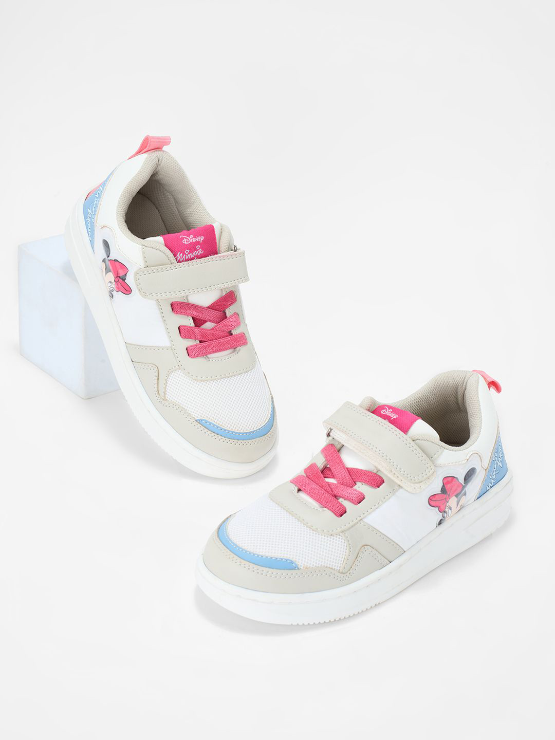 Pantaloons Junior Girls Minnie Mouse Printed Comfort insole Sneakers Casual Shoes