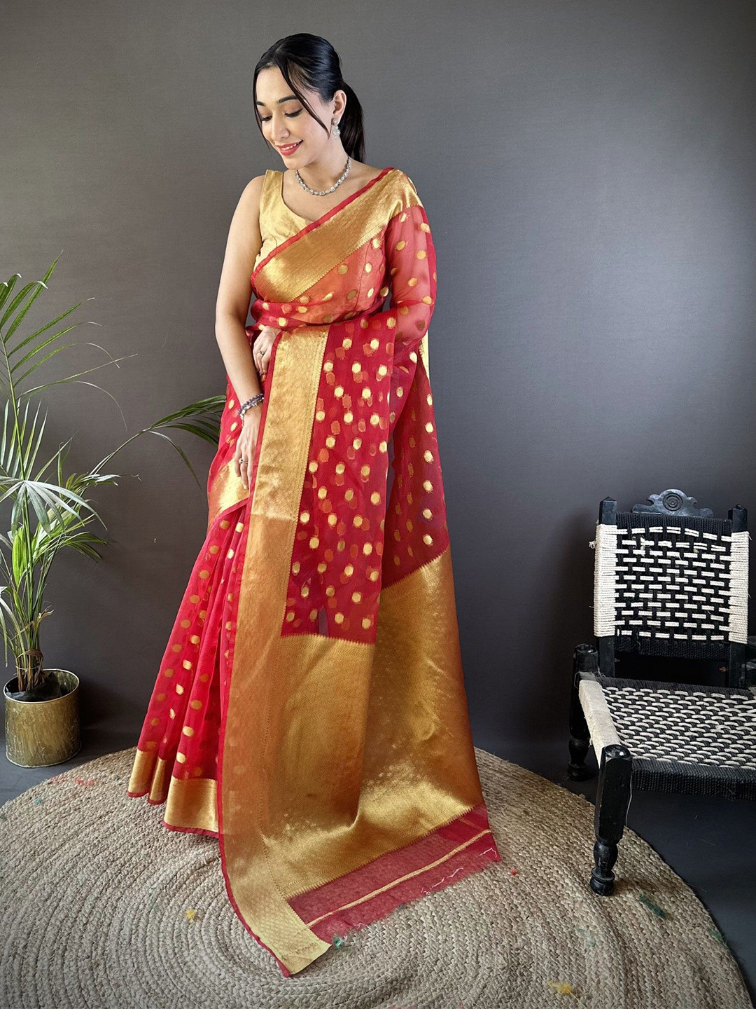 Mitera Polka Dots Printed Zari Designer Saree