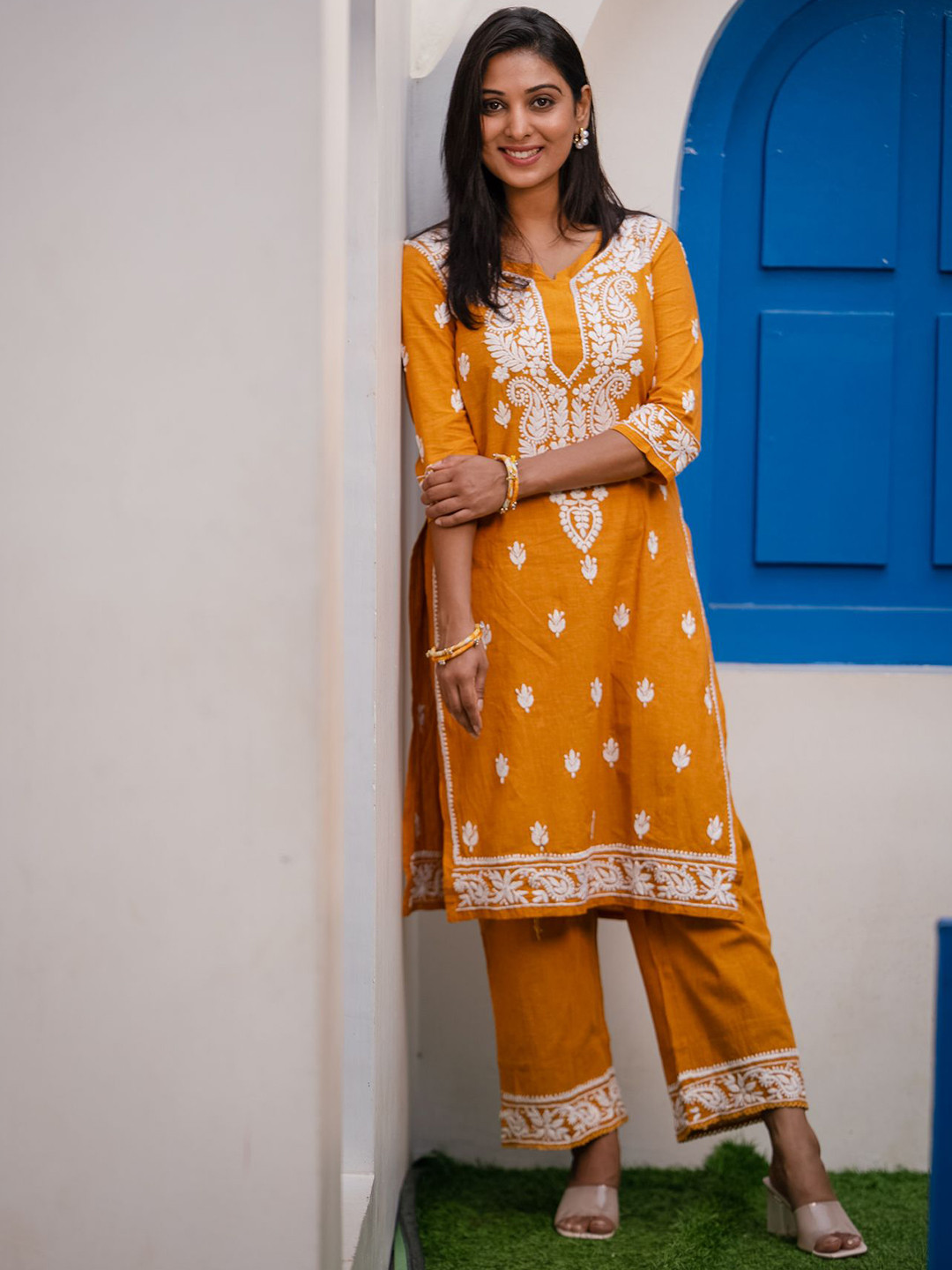 Club Loom Floral Embroidered Chikankari Round Neck Straight Kurta With Palazzos