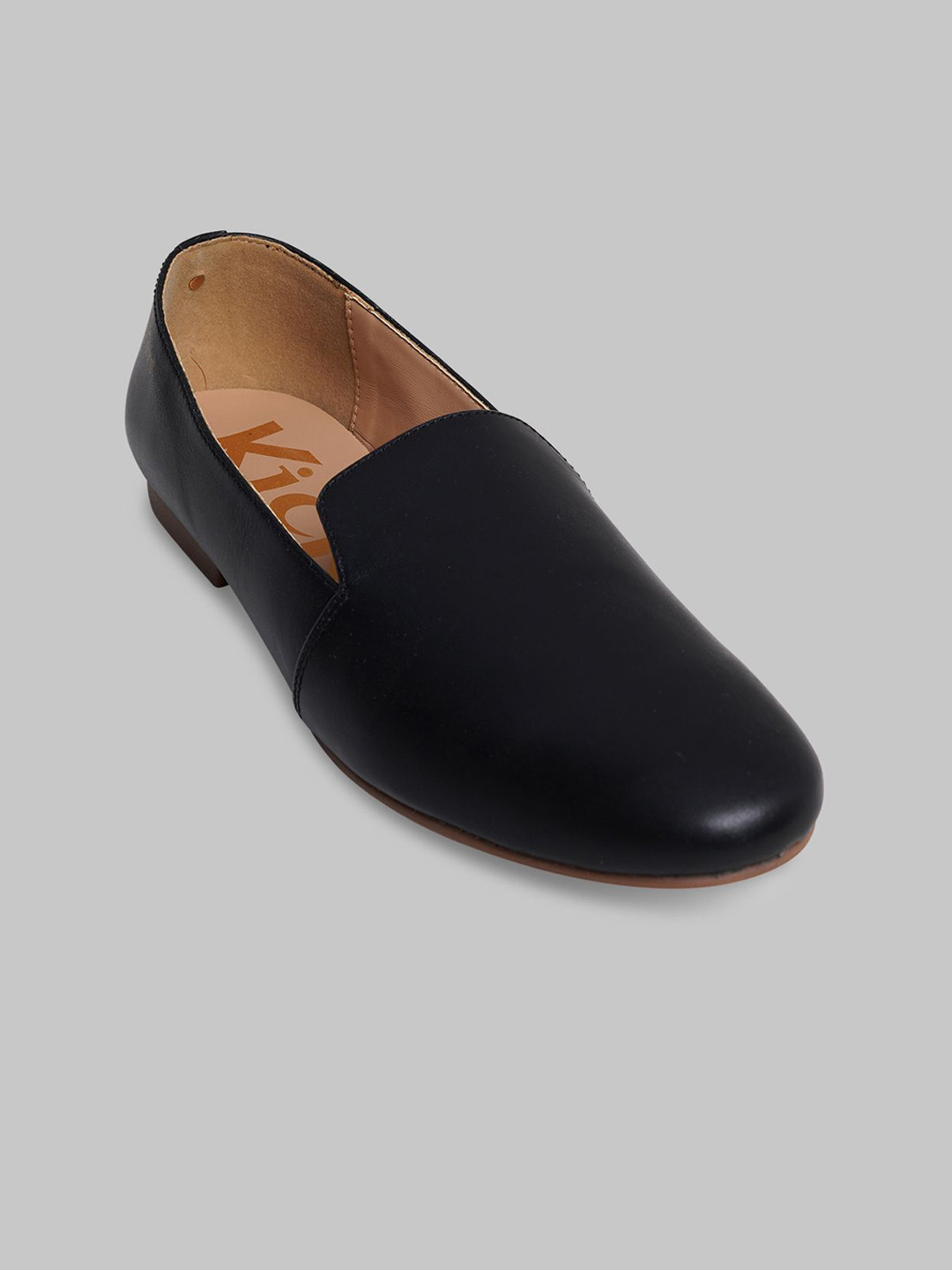 Kickers Women Leather Round-Toe Ballerinas