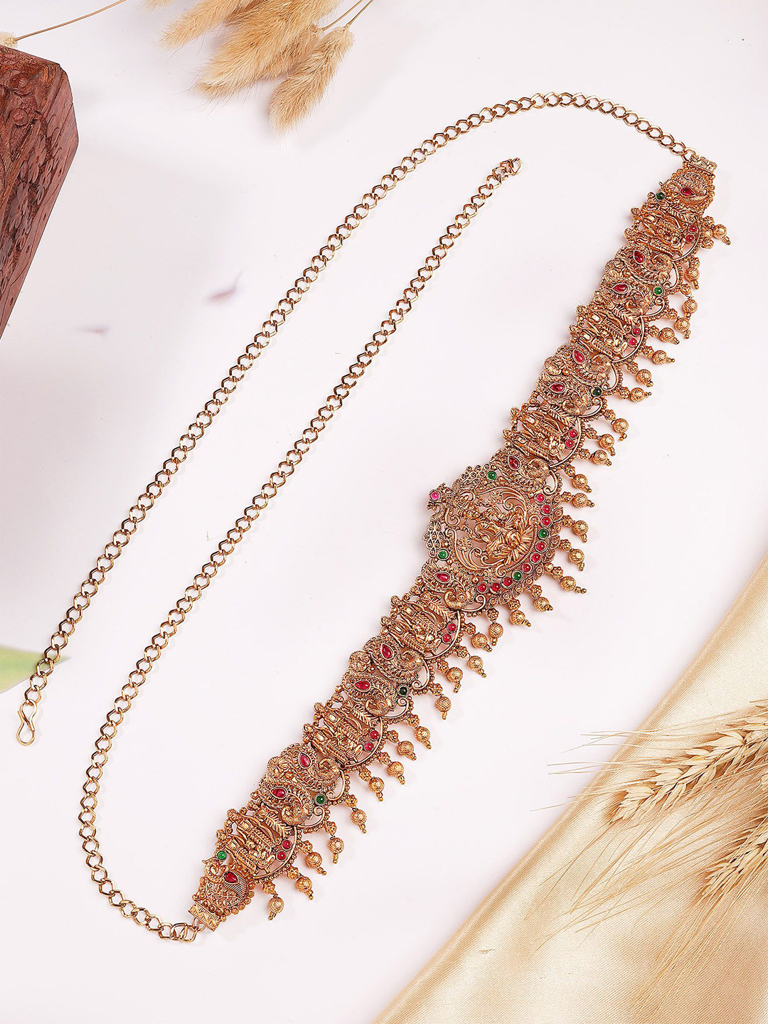 KARATCART Gold Plated Bhagwan Ram and Sita Mata Artificial Stones Waist Chain