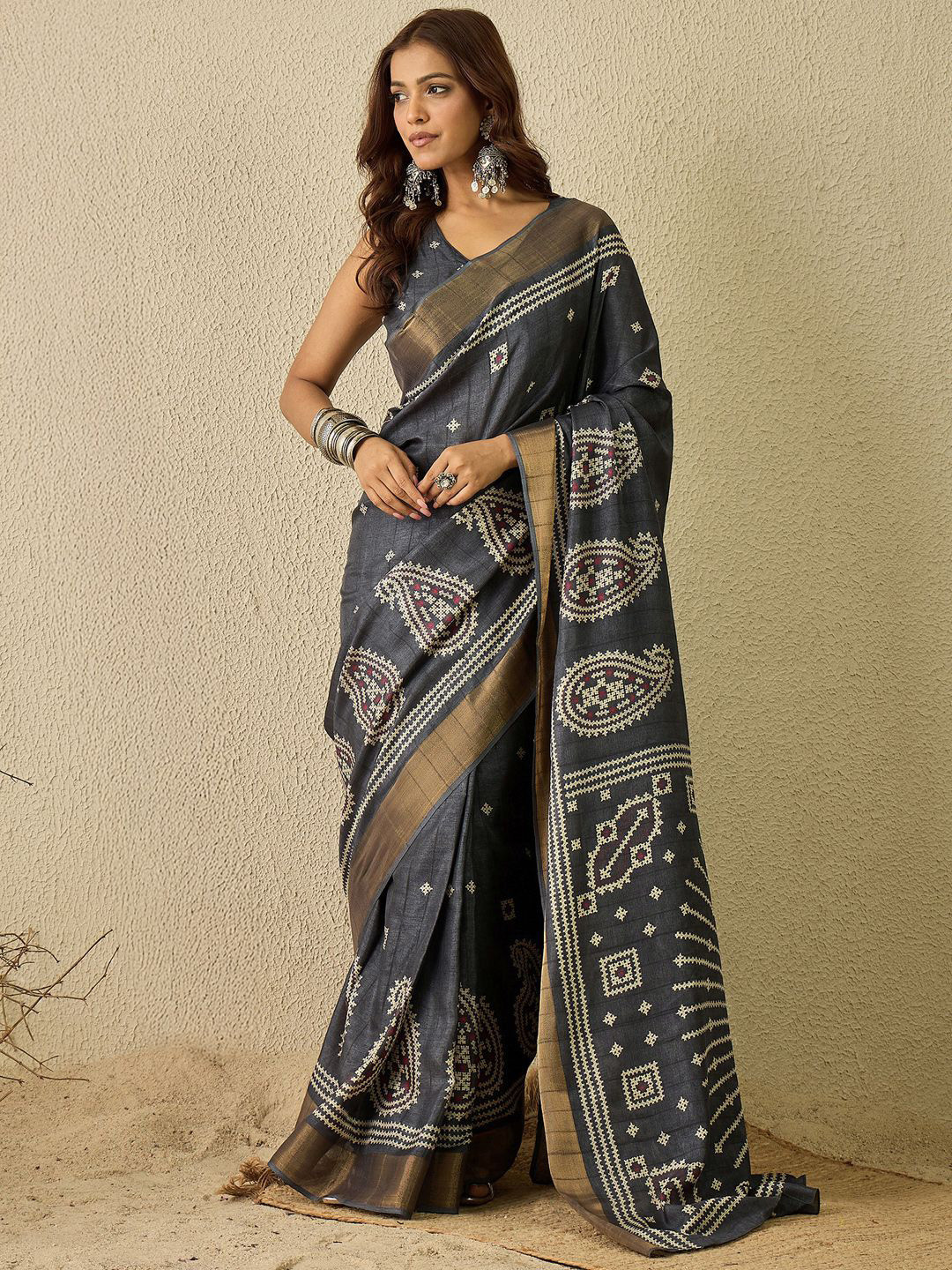 Saree mall Ethnic Motifs Silk Blend Ready to Wear Block Print Sarees
