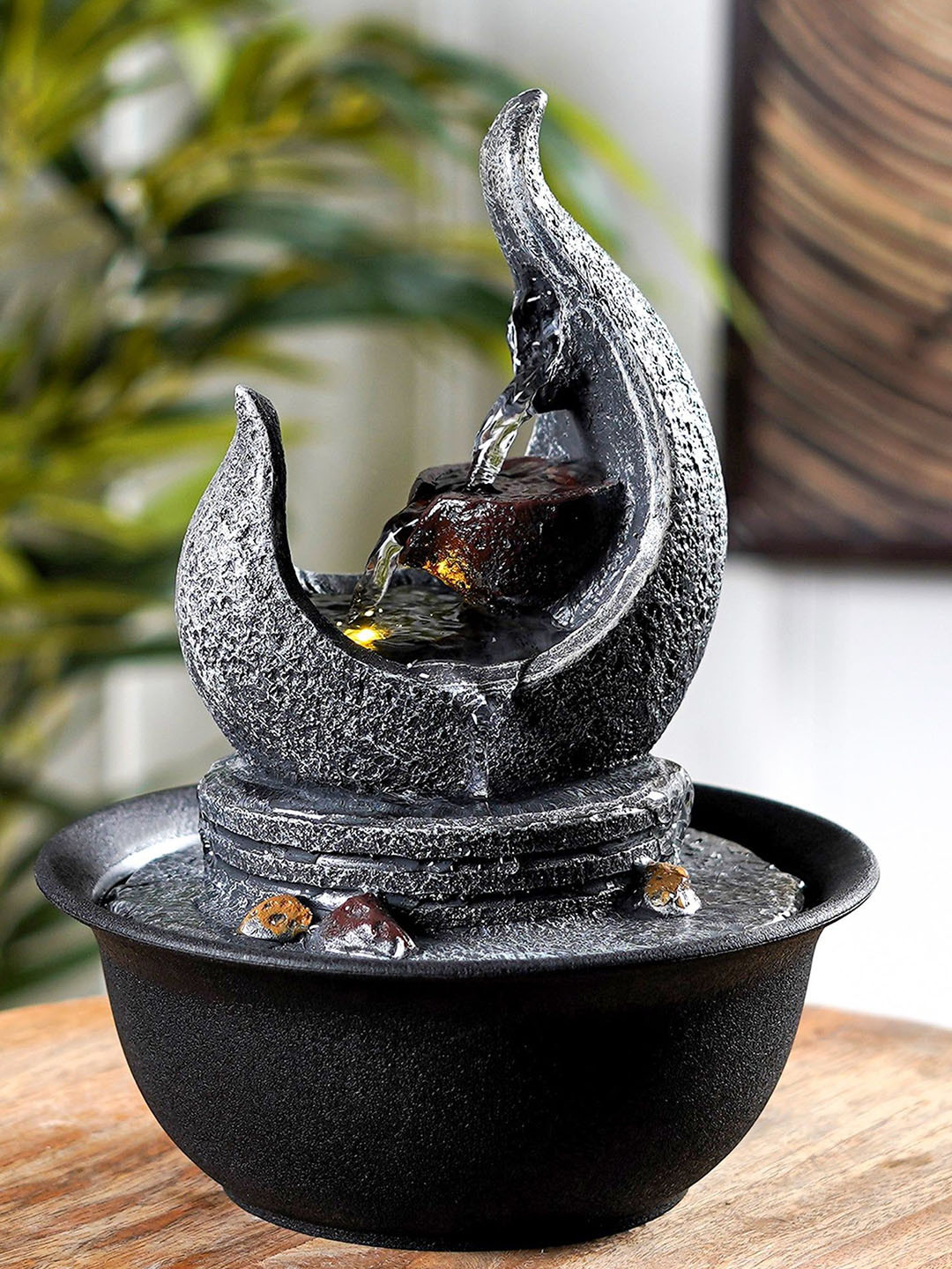 THE ARTMENT Grey & Black Textured Luna's Whisper Table Fountain