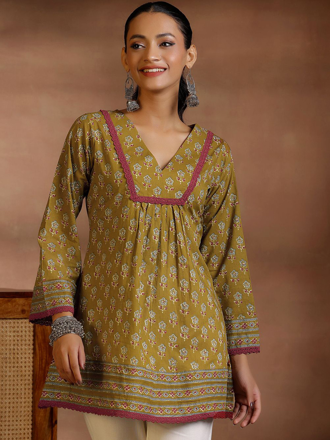 Libas Floral Printed V-Neck Flared Sleeves Pleated Kurti