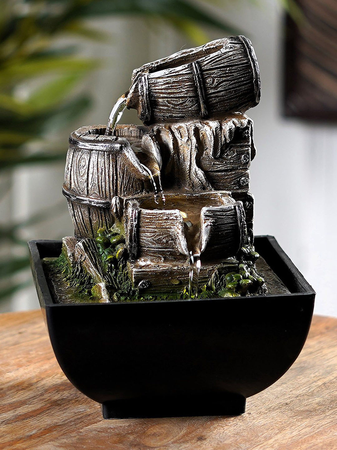 THE ARTMENT Brown & Black Textured The Wooden Spill Fountain