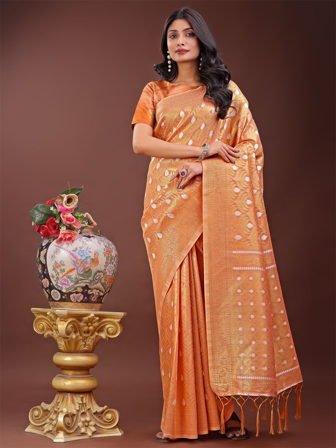 Panzora Soft Cotton Floral Zari Weaving Saree With Matching Blouse Piece