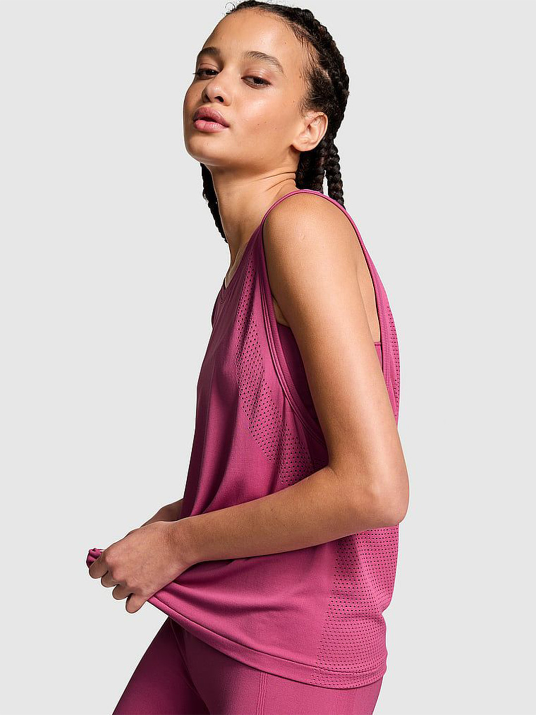 Victoria's Secret Solid Round Neck Sleeveless Top