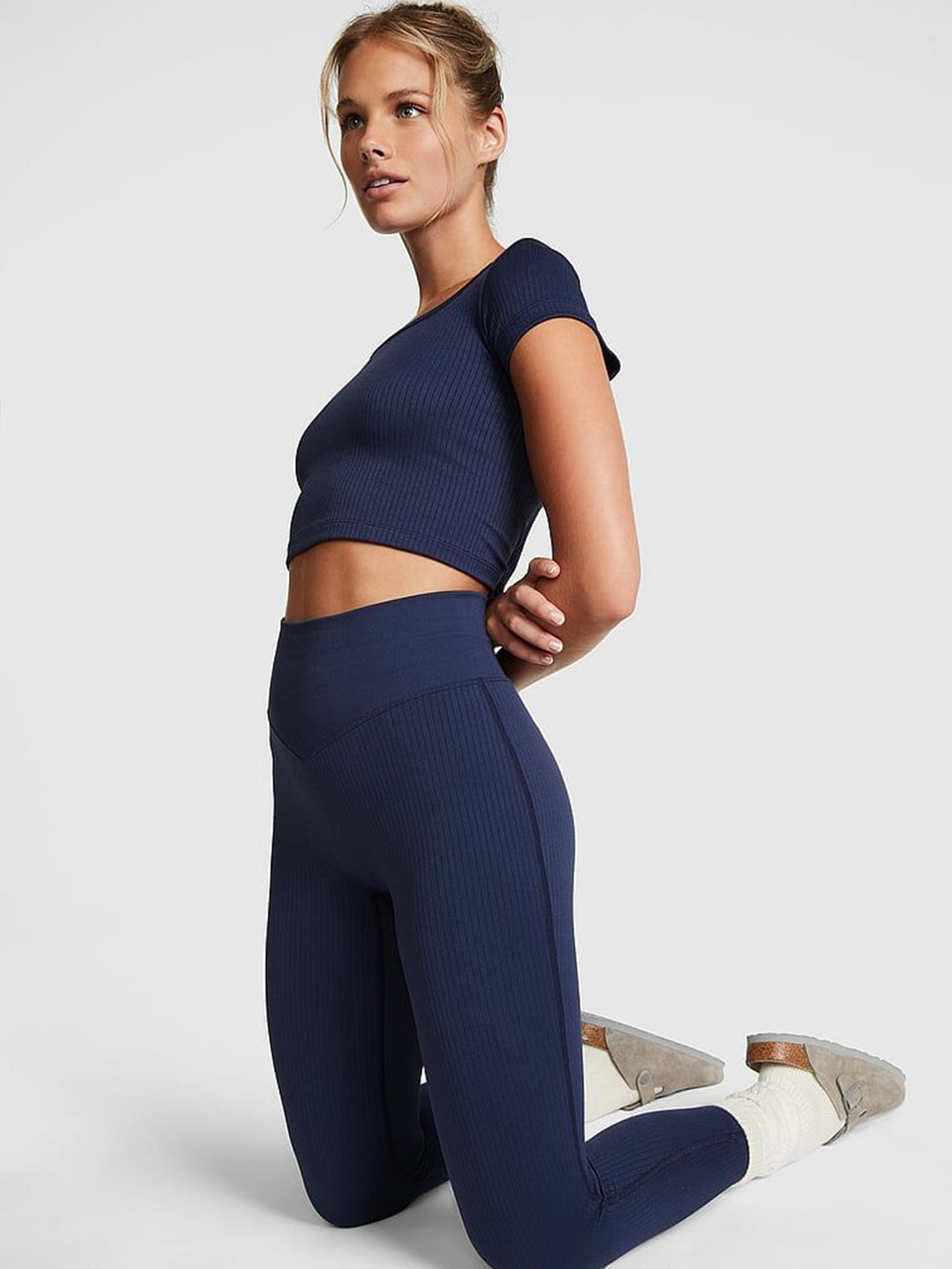 Victoria's Secret PINK Seamless Ribbed Tights