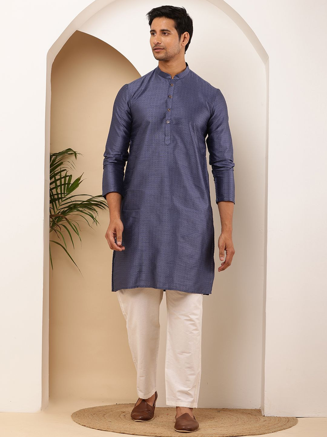 MULTI SHADES Men Thread Work Pastels Kurta