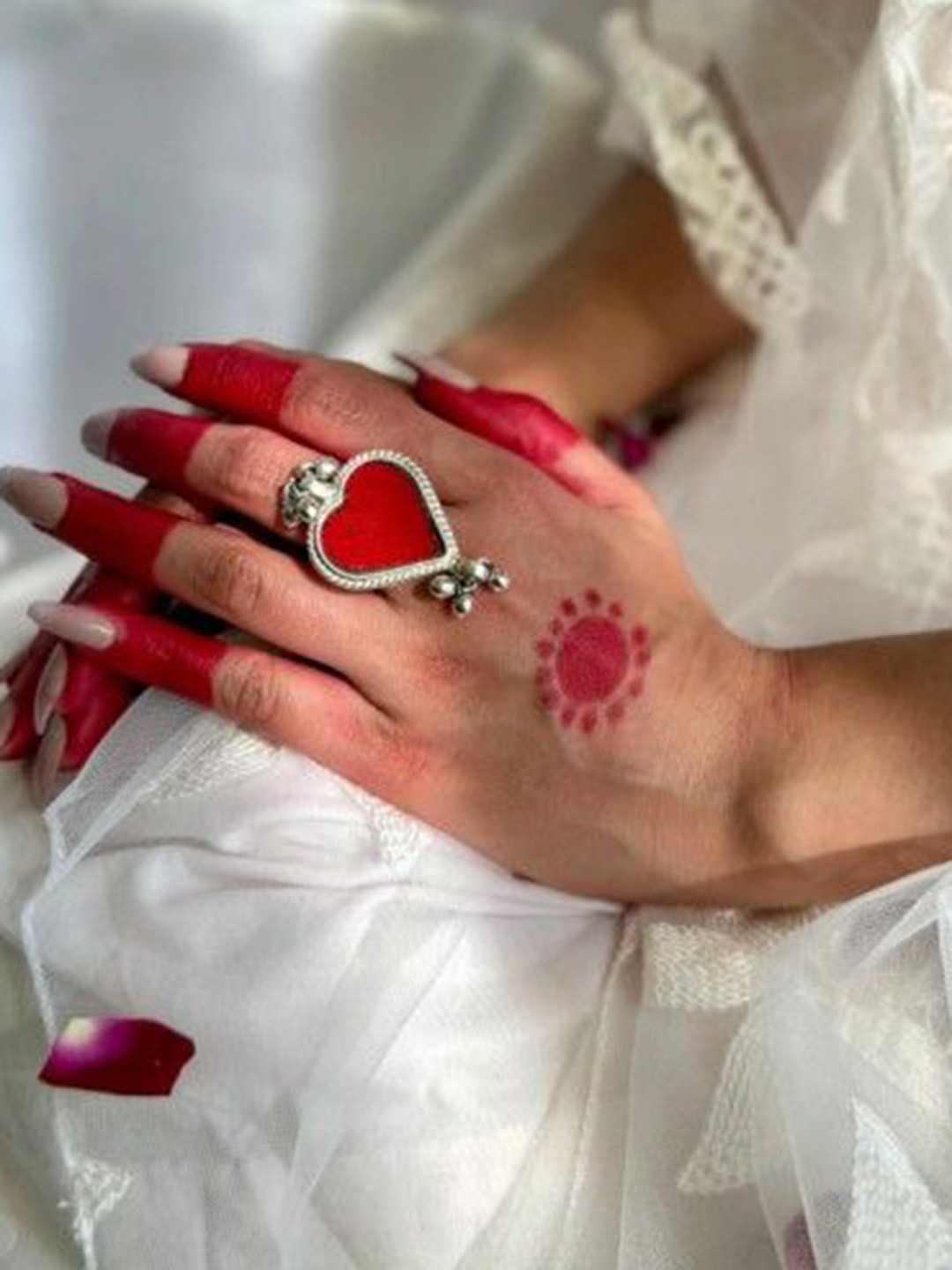 Janpath Online Dil-e-Sheesh Ring