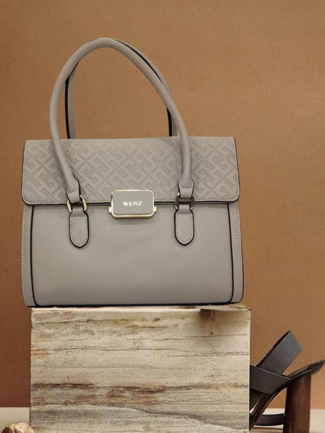 Wenz Women Textured Handheld Handbags