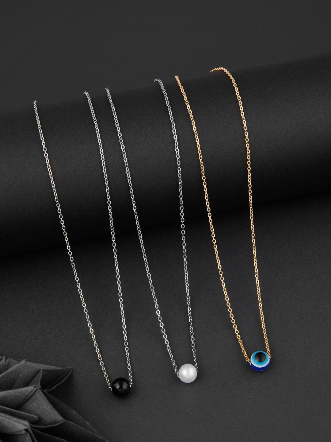 DressBerry Set Of 3 White & Blue Gold-Plated Artificial Beads Beaded Feather Chains