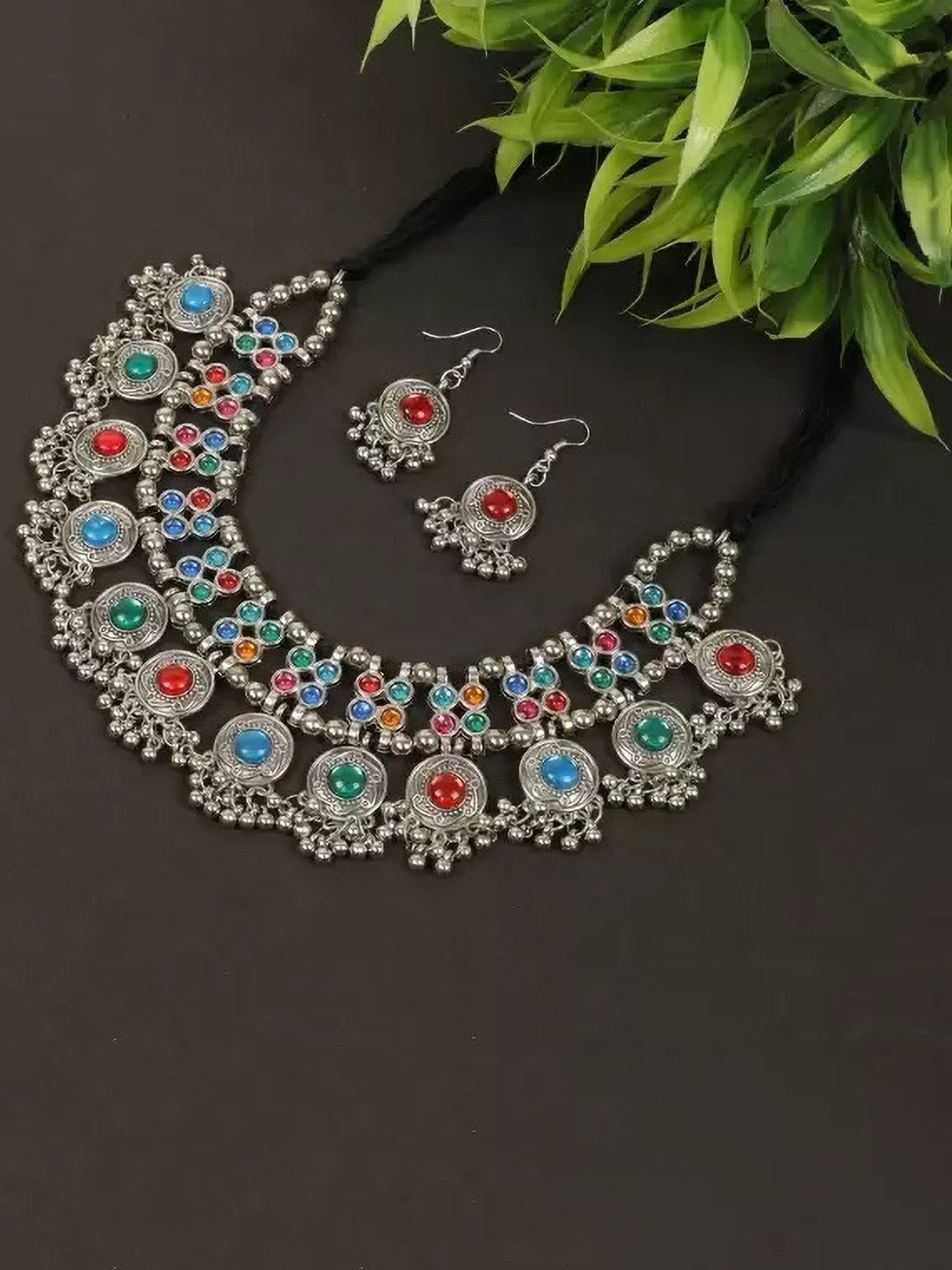 Sangria Stones Studded & Beaded Jewellery Set