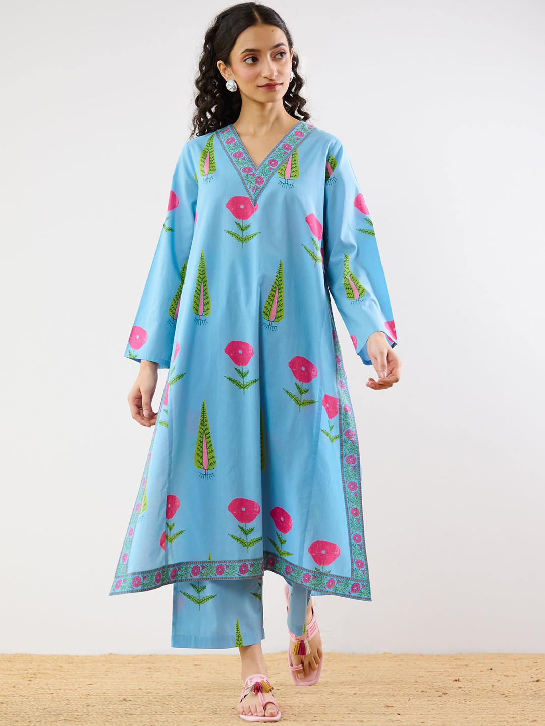 Rustorange Women Sky Blue Begums Bagh Printed Kurta Sets