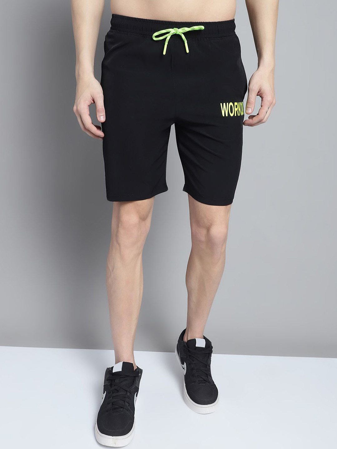 WELL QUALITY Men Training or Gym Relaxed Fit Casual Sports Shorts