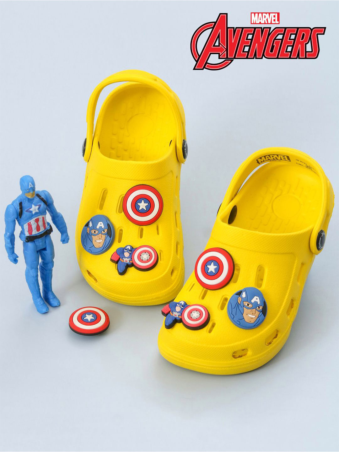 Disney By Yellow Bee Boys Marvel Captain America With Shield & Character Charms Clogs