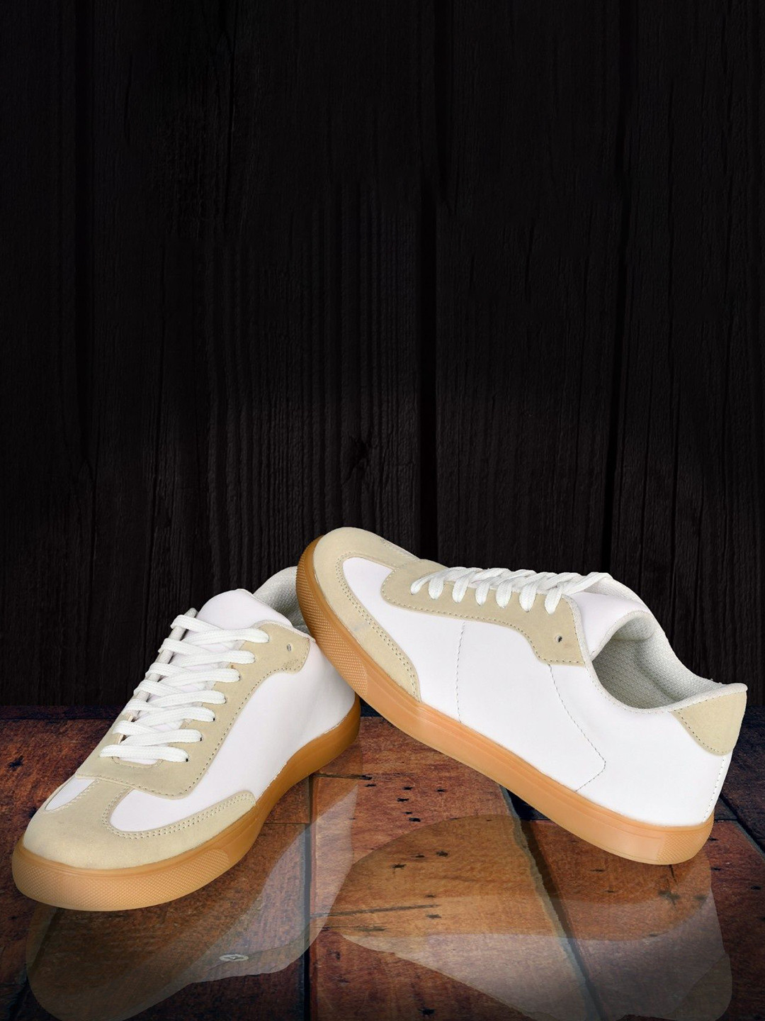 OZJI Men Colourblocked Round Toe Sneakers