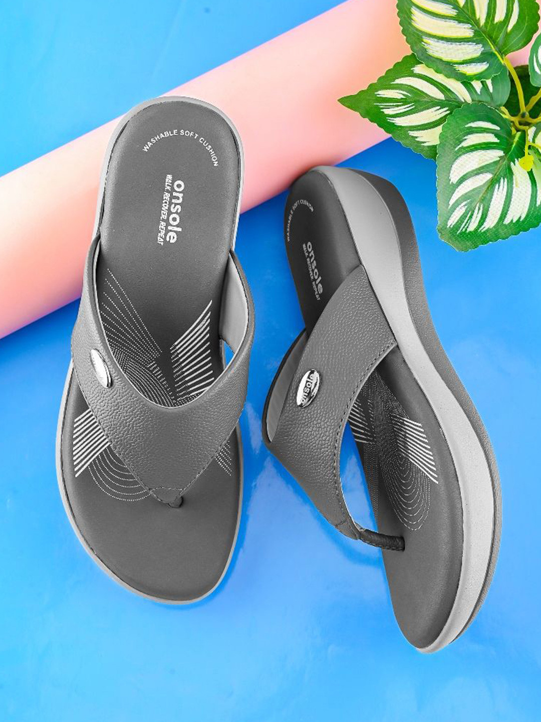ONSOLE Women Printed Thong Flip-Flops
