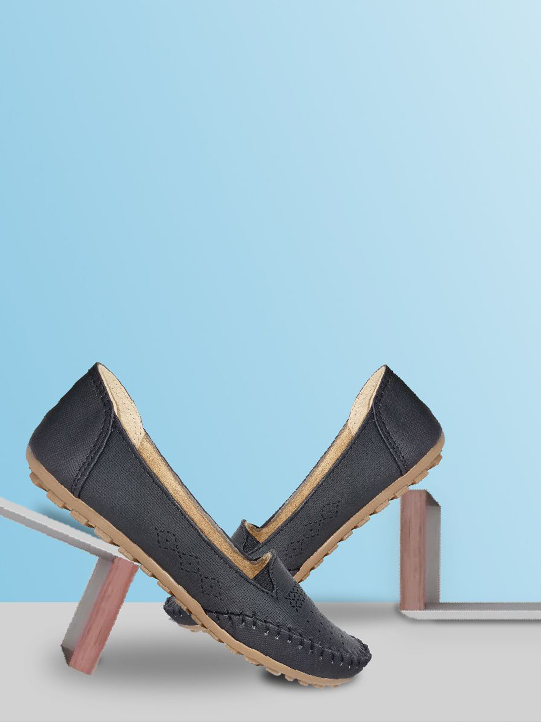 saanvishubh Women Textured Fashion