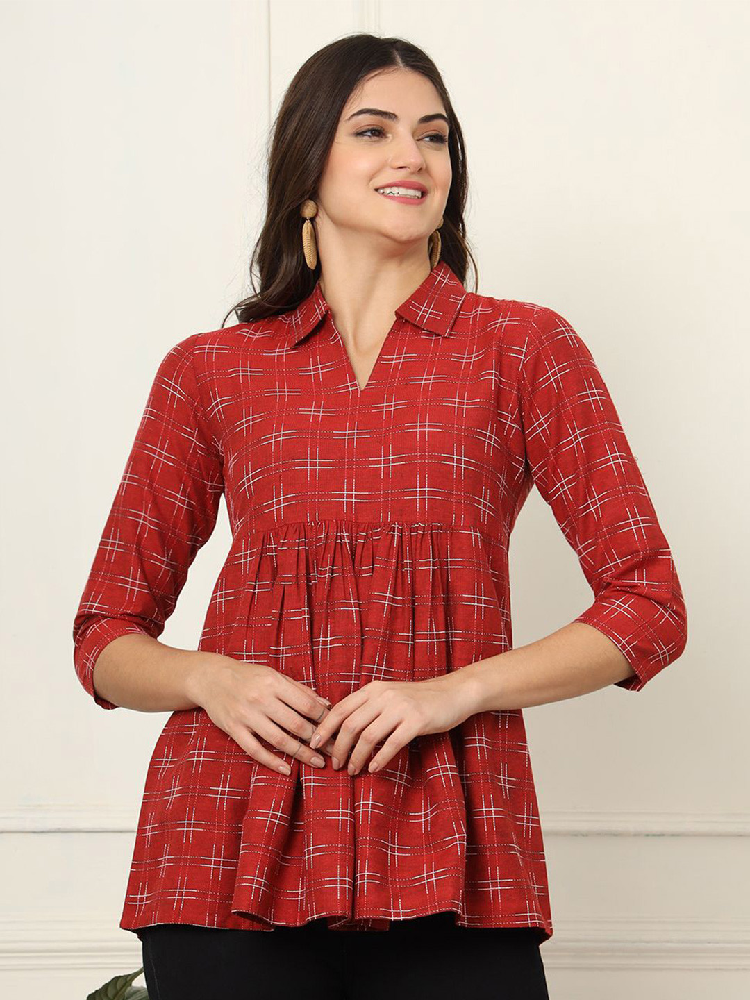 AMOUS Women Geometric Print Empire Top