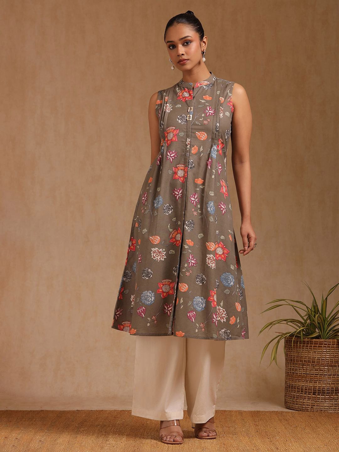 Soch Floral Printed Mandarin Collar Sleeveless Cotton A-Line Kurta