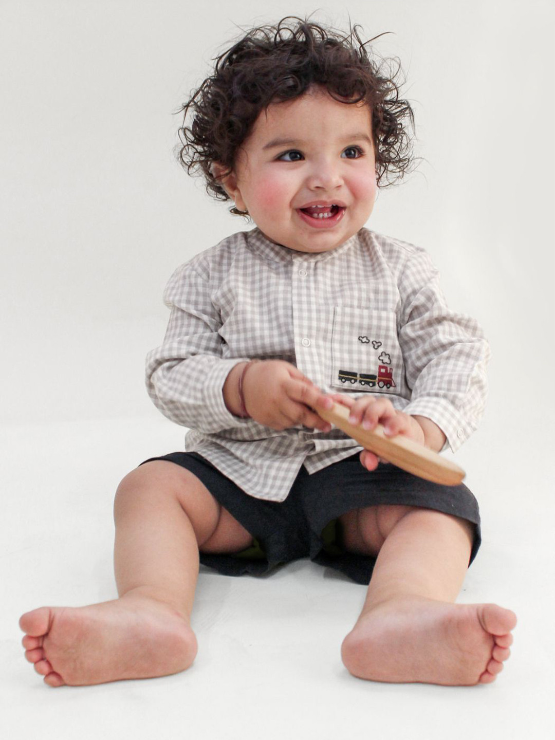 Tiber Taber Boys Embroidery Checks Pure Cotton Shirt With Shorts