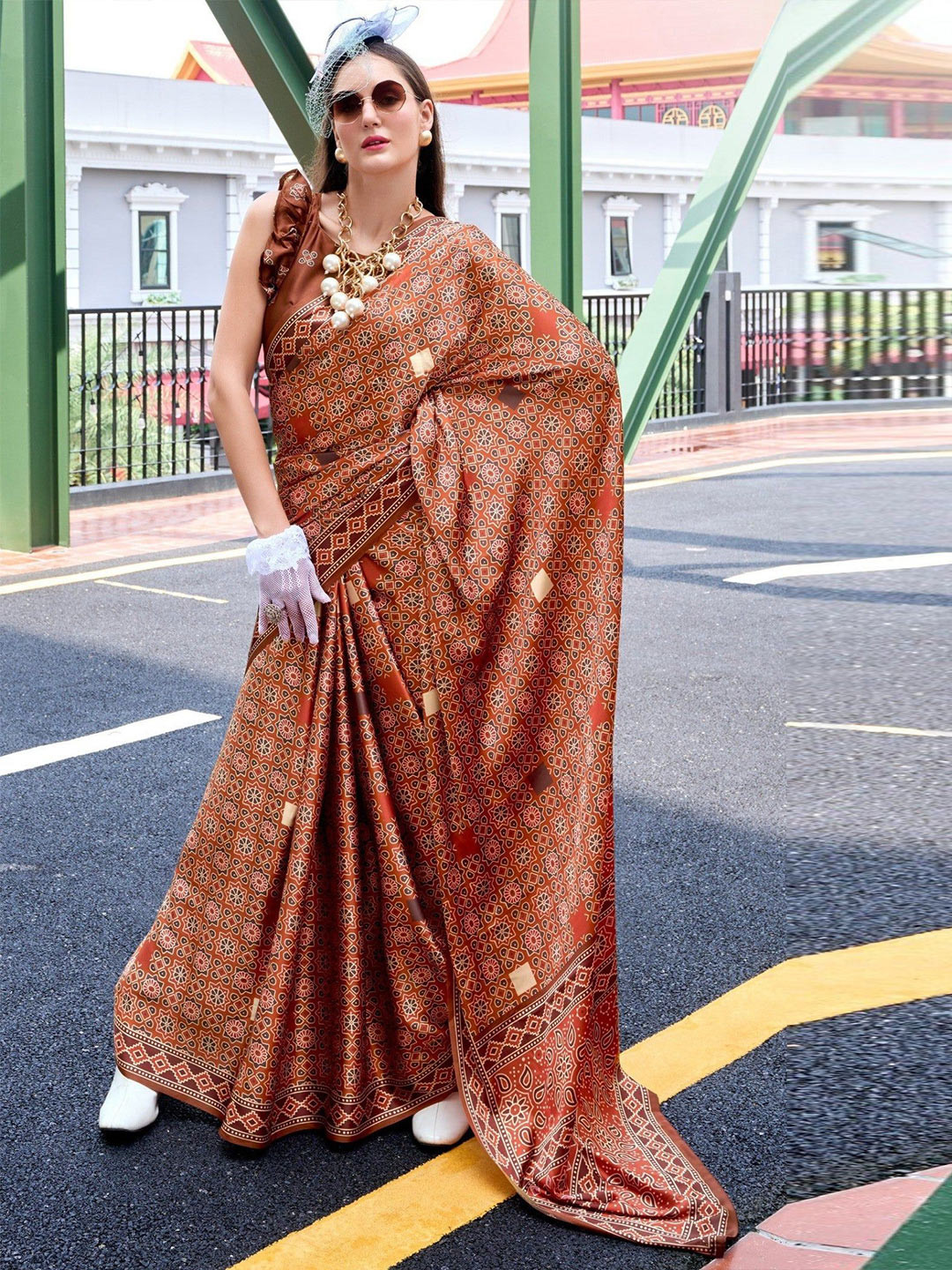 Kaizen TEXO FAB Ajrak Block Silk Blend Block Print Saree
