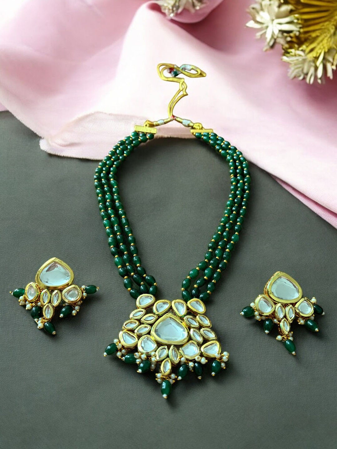 Anouk Gold Plated Kundan Studded & Beaded Meenakari Enamel Back Jewellery Set