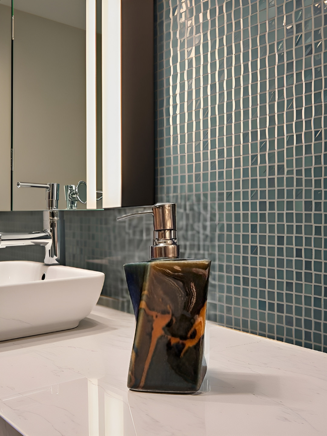 Kraftlik Handicraft Brown & Black Solid Ceramic Soap Dispenser