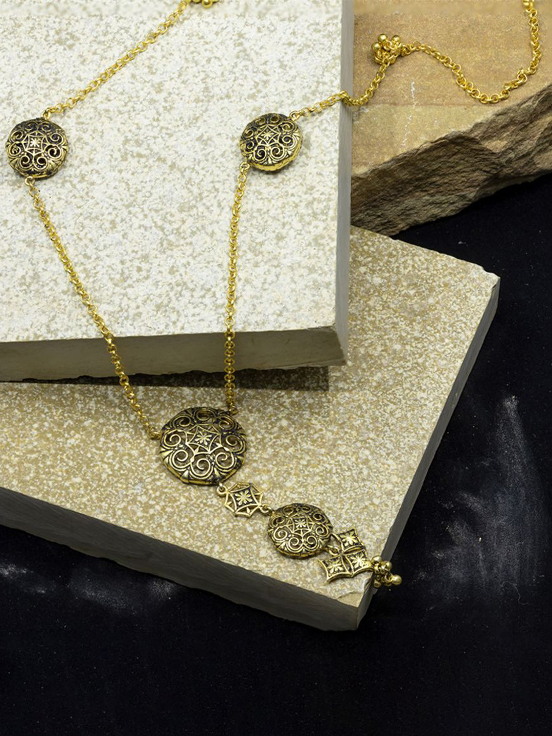 manner 925 Sterling Silver Gold-Plated Thar Hivda Haar Necklace