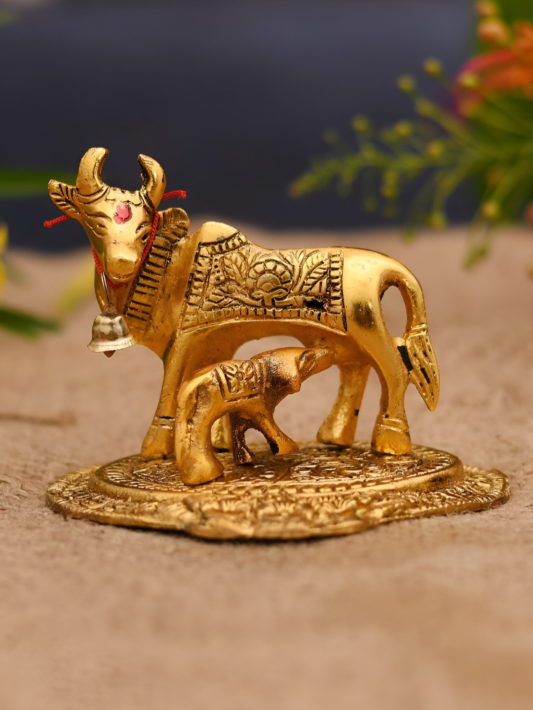 Aura Gold-Toned Birds And Animals Figurine Showpiece