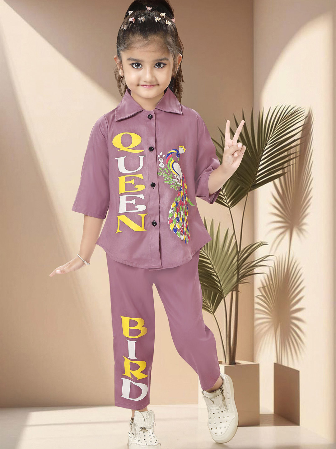 KAARIGARI Girls Printed Three-Quarter Sleeves Shirt With Trousers