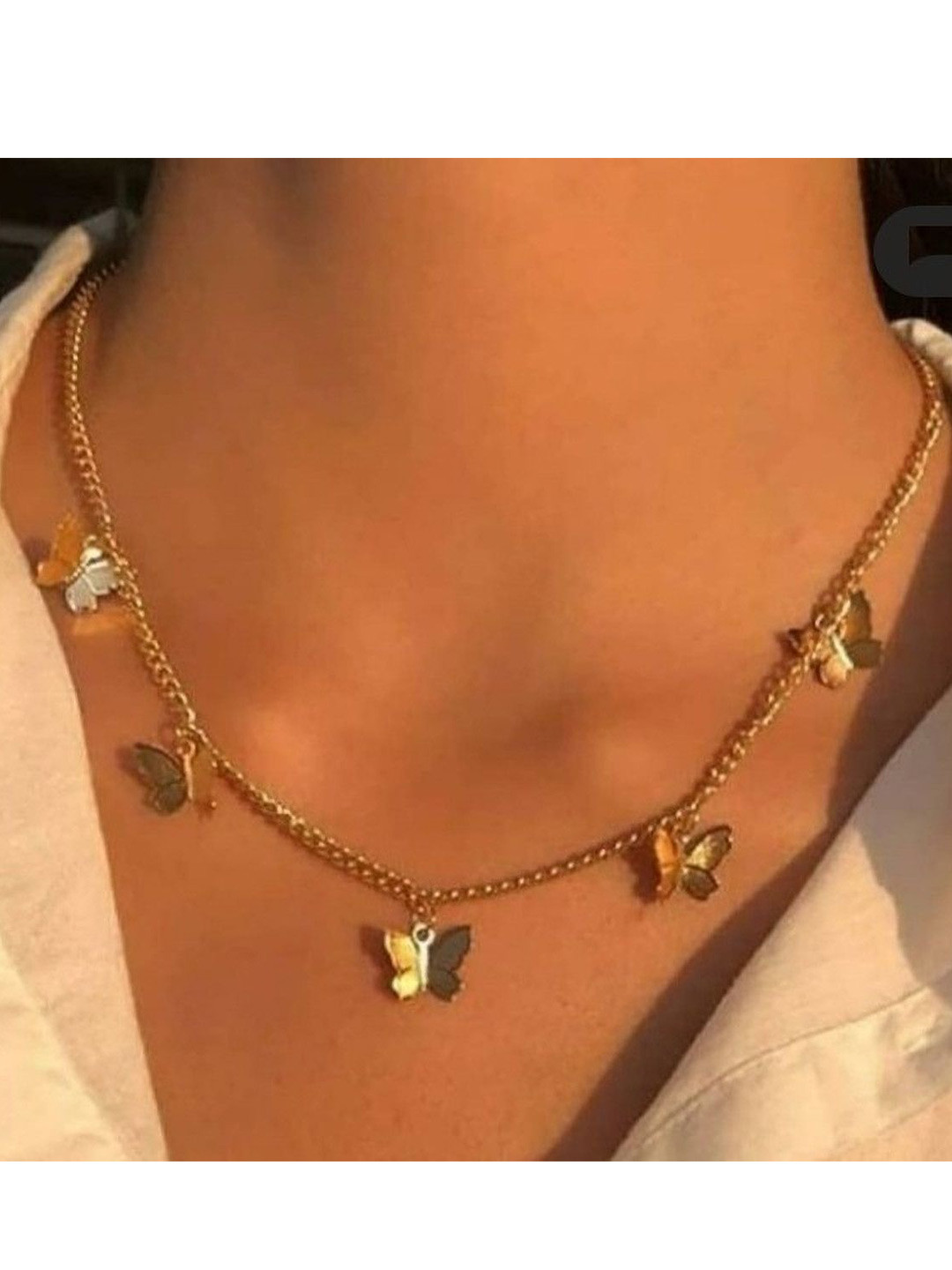 Sangria 5 Butterfly Chain