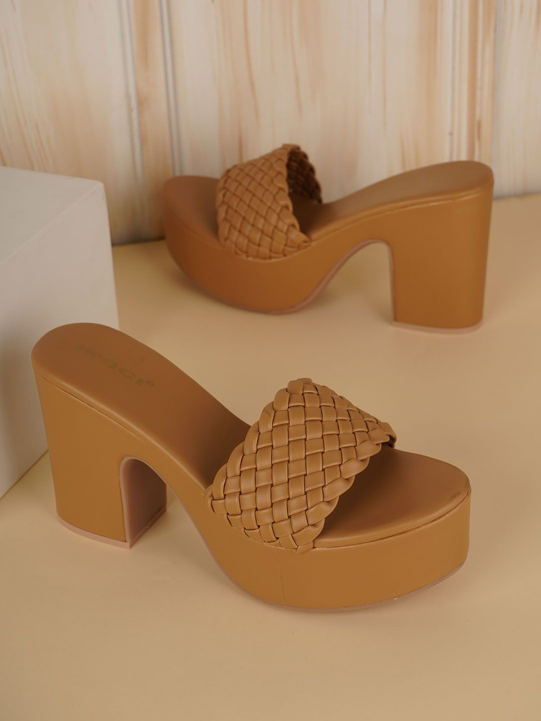 IKAGI Western - Embellished Block Sandals Heels