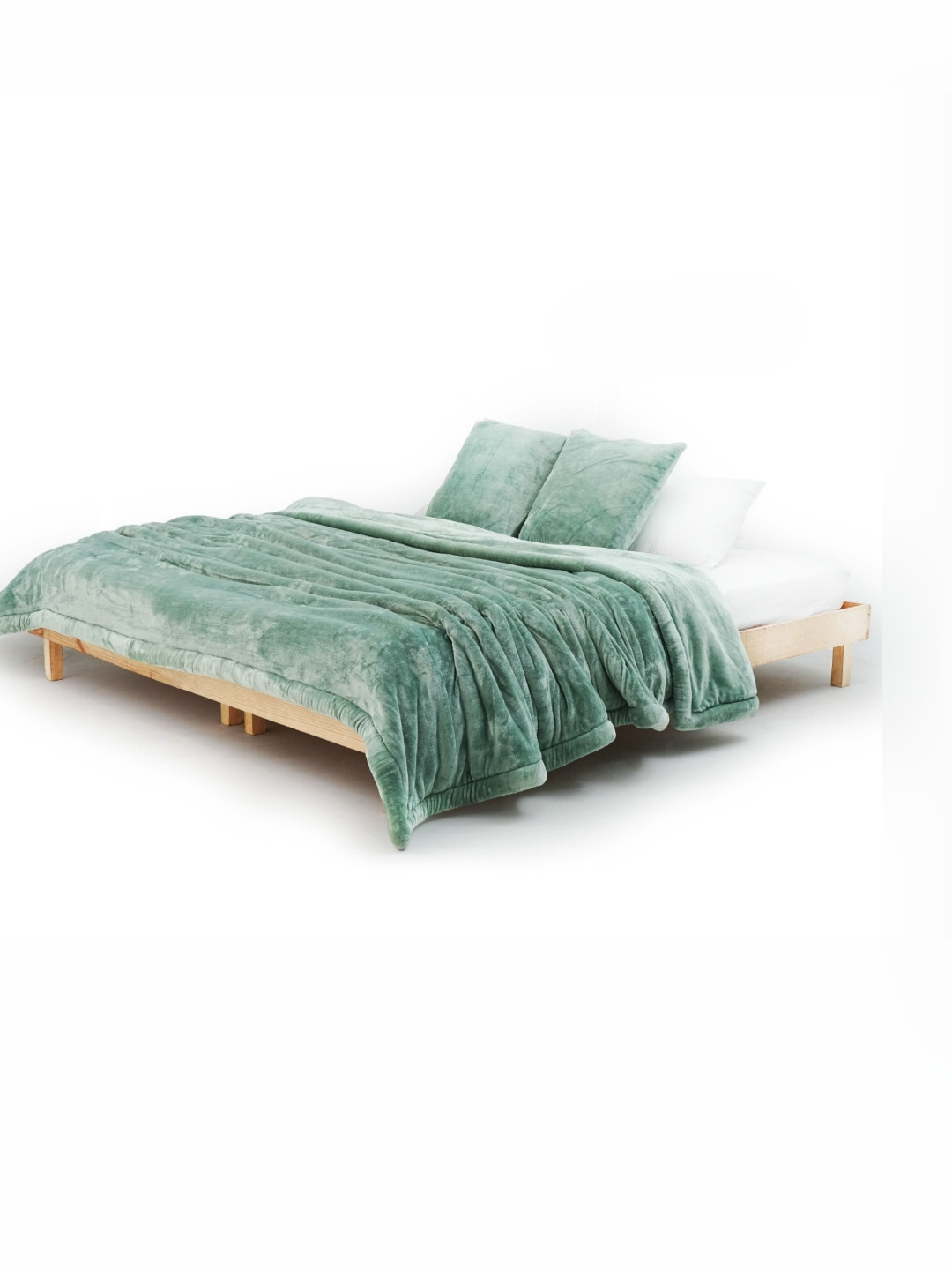 Zarf Sea Green 3 Pcs Microfiber Heavy Winter Double Bed Quilt With Cushion Covers