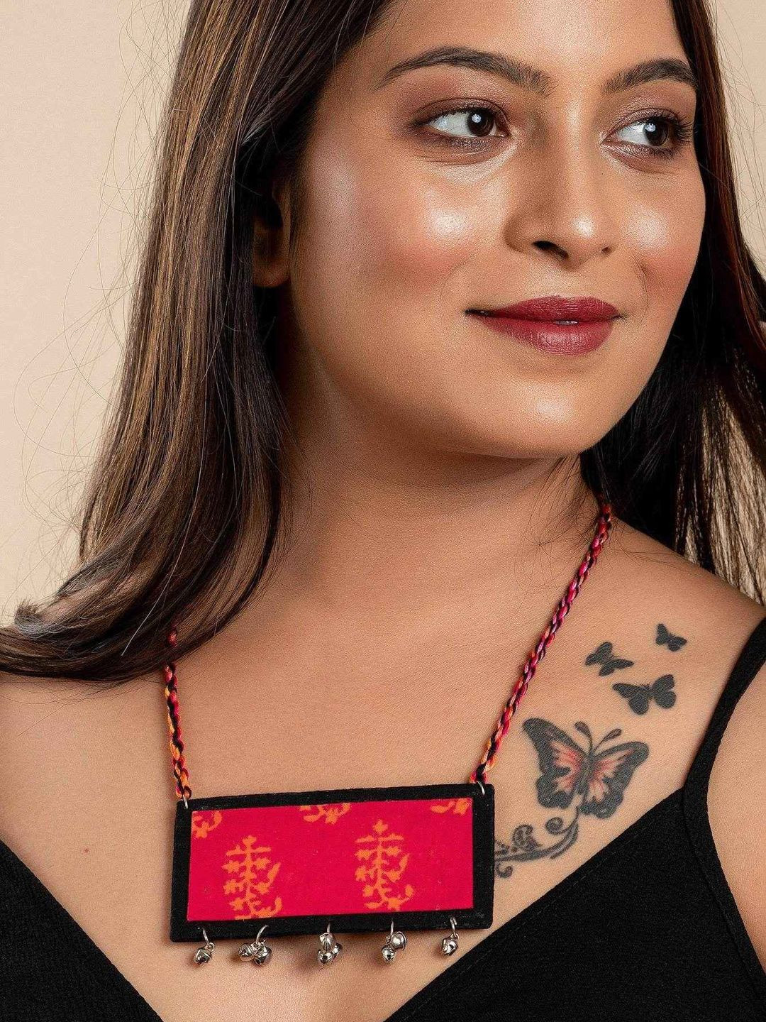 Look and Adorn Fabric with Ghungroo Necklace