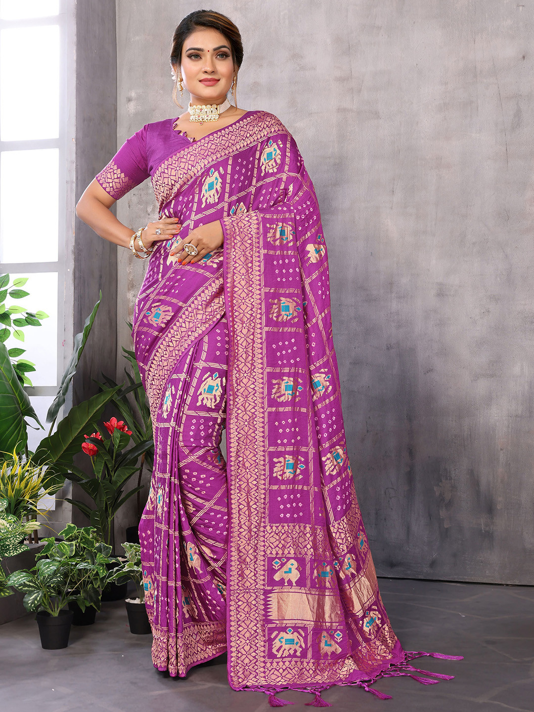 SHREE PAKHI Woven Design Zari Bandhani Saree