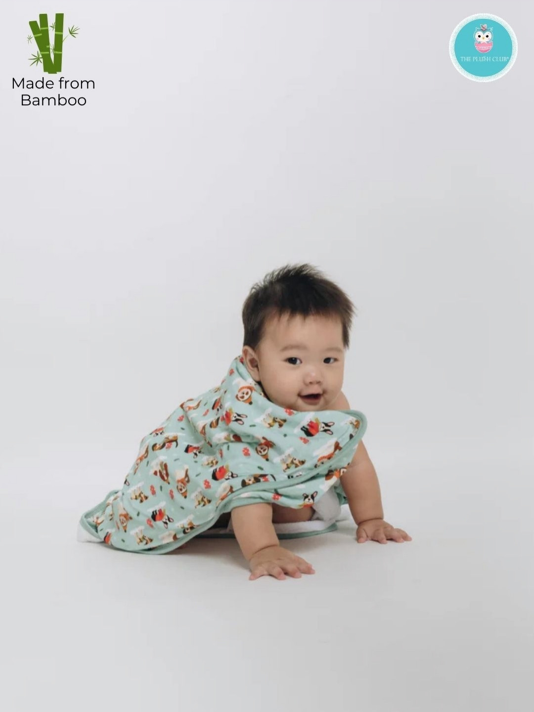 THE PLUSH CLUB Kids Blue & White Animal Printed 350 GSM Bamboo Bath Towel