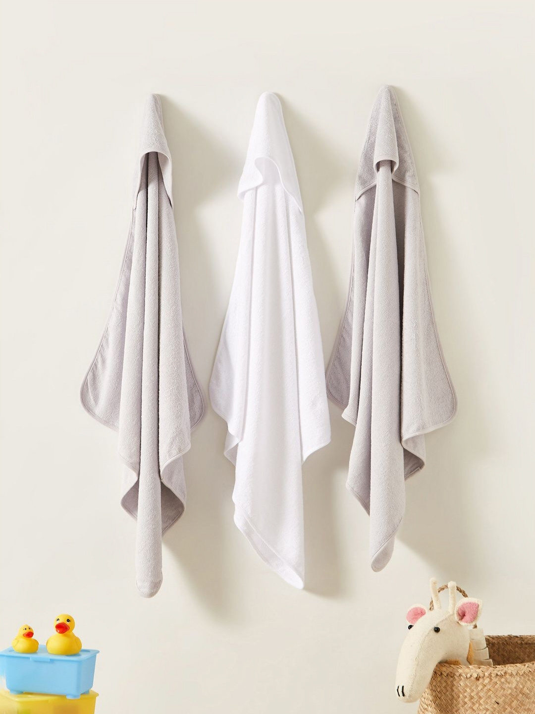 Juniors by Babyshop Kids White & Grey 3 Pieces Cotton 210 GSM Bath Towels