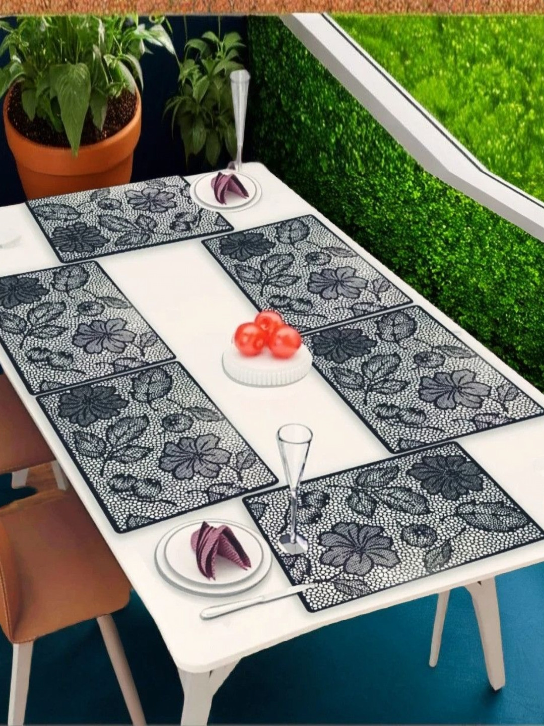 Aura 6Pcs Black & White Printed Anti-Slip Table Placemats