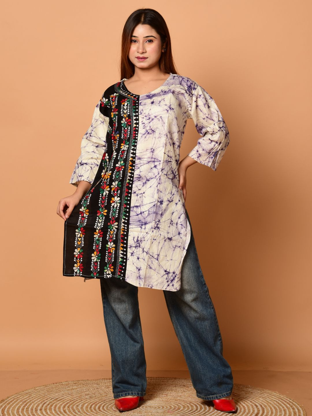 HOUSE OF ARLI Abstract Batik Printed Kantha Work Pure Cotton Straight Kurta