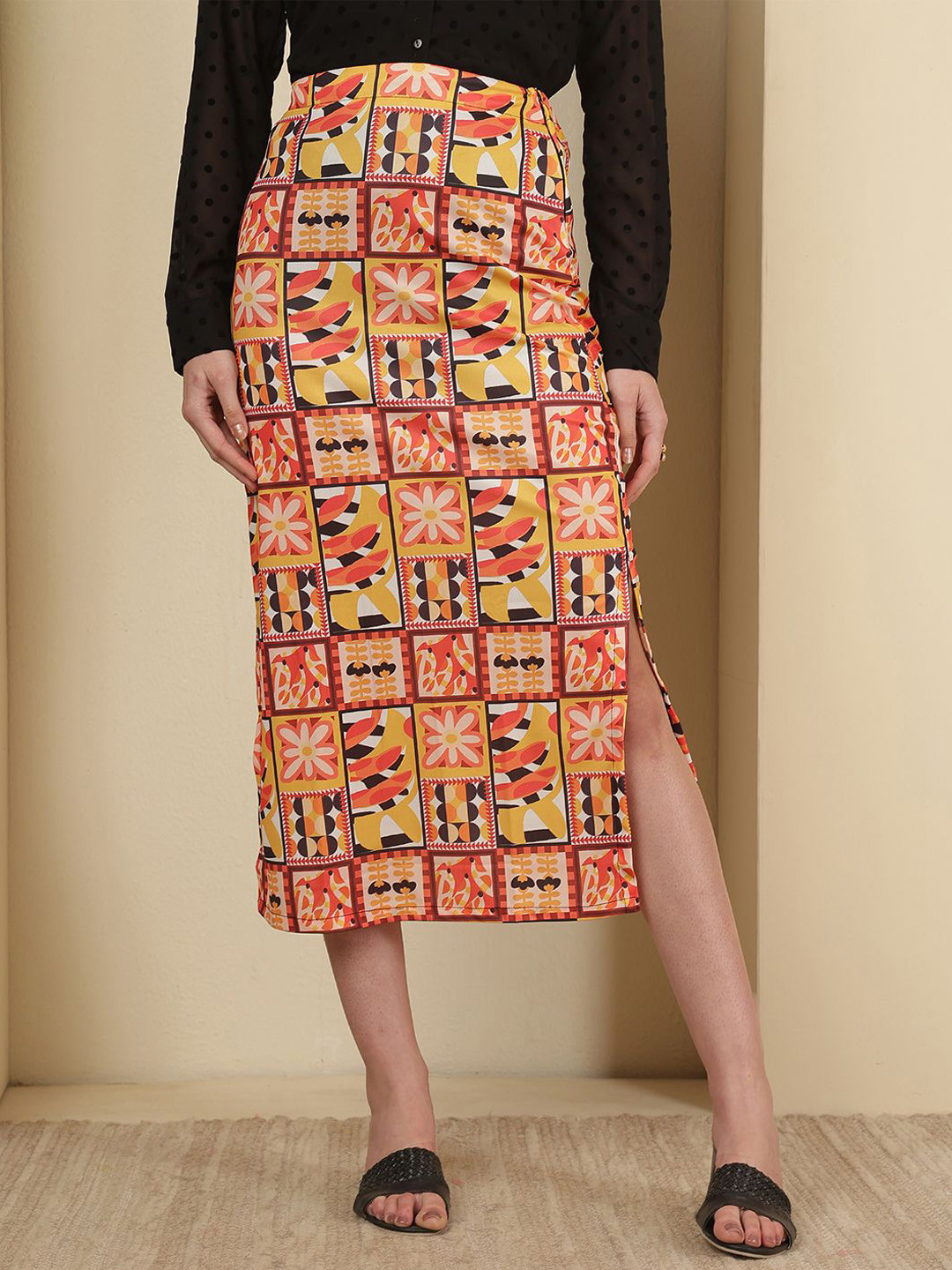 AKIMIA Abstract Printed Straight Mini Skirt