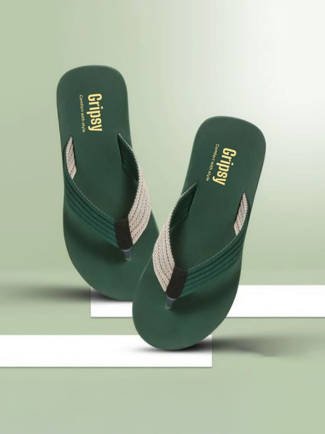 Gripsy Men Colourblocked Thong Flip-Flops