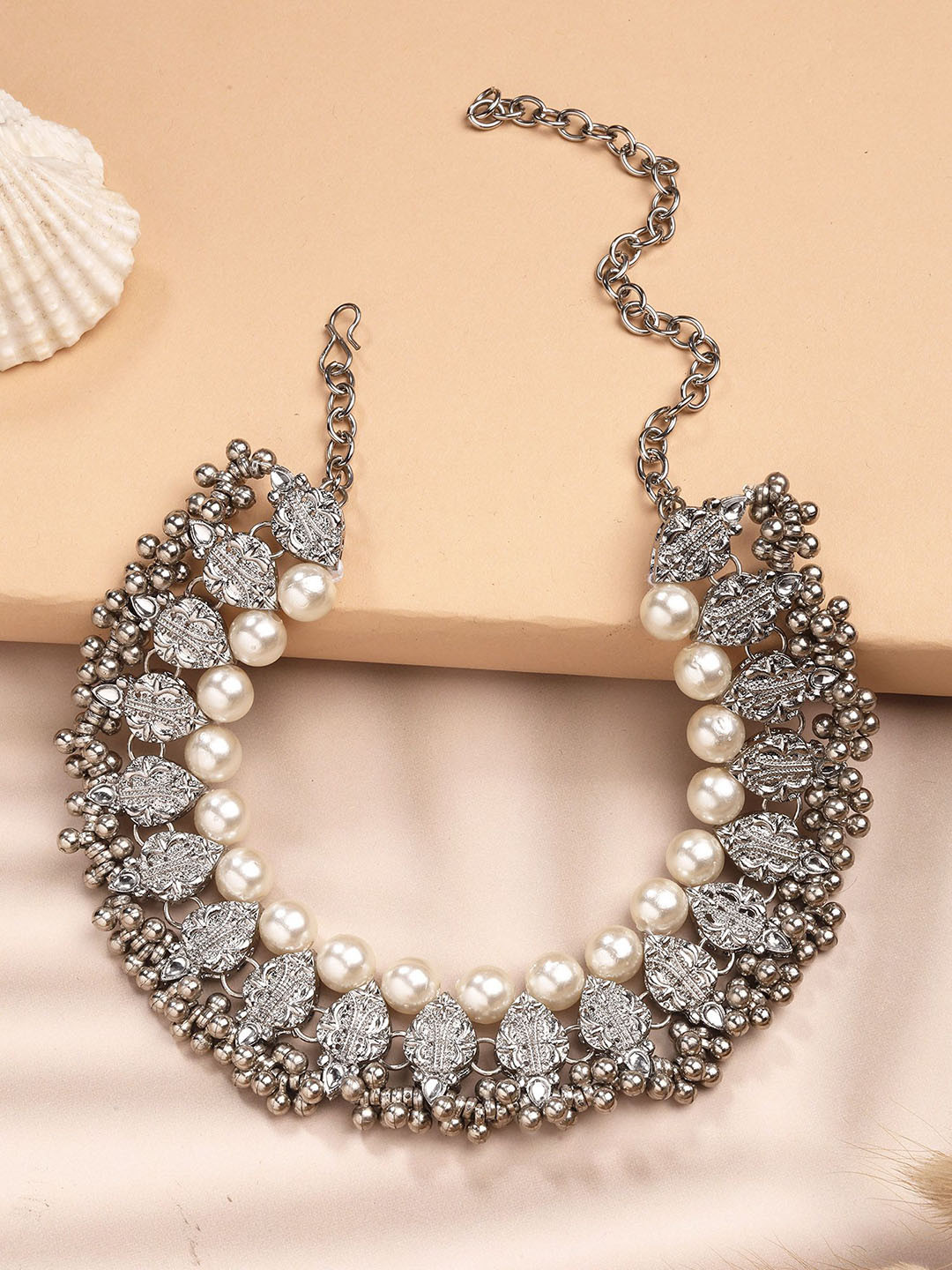 KARATCART Silver-Plated Kundan Studded Juda with Pearl Oxidised Head Chains Head Jewellery