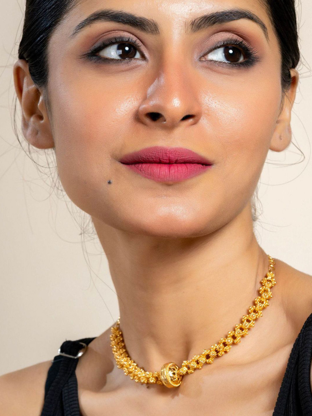 Look and Adorn Gold Plated Focal Bead Choker Necklace